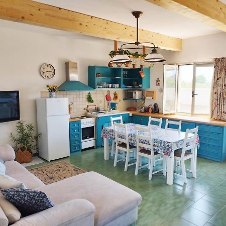 Casa Di Nelia Villa Baratili San Pietro Eksteriør bilde